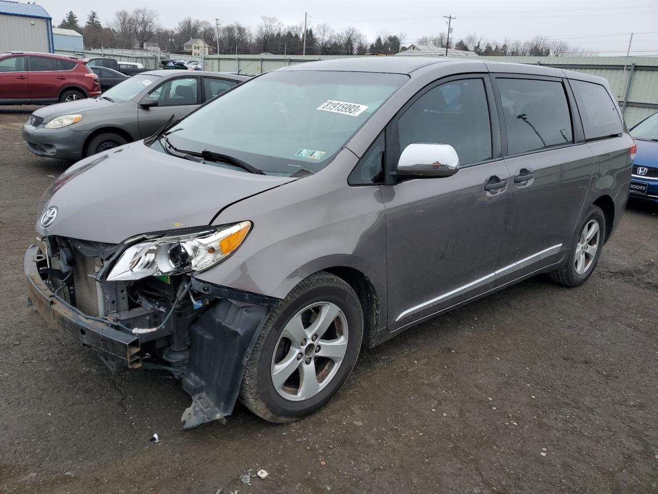 Image 1 of 2013 TOYOTA SIENNA  2013 with VIN 5TDZK3DC9DS308648