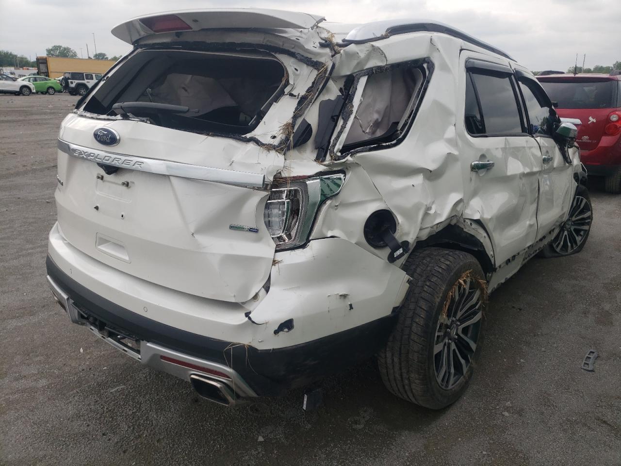 Image 3 of 2016 FORD EXPLORER PLATINUM 2016 with VIN 1FM5K8HT7GGB75677