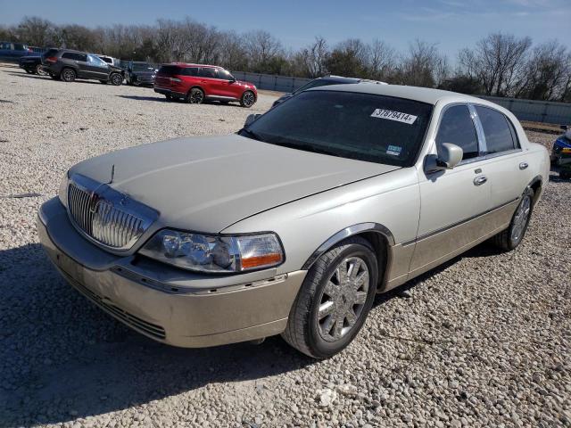 Obraz 1 z 2005 LINCOLN TOWN CAR SIGNATURE LIMITED 2005 z VIN 1LNHM82W35Y630154