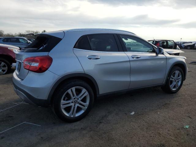 Image 3 of 2018 MERCEDES-BENZ GLA 250 4MATIC 2018 with VIN WDCTG4GB8JJ467843