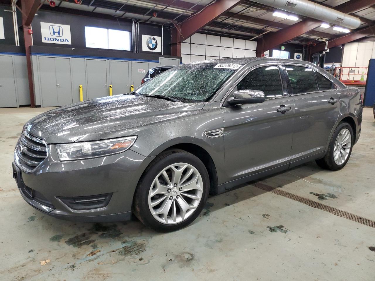 Image 1 of 2015 FORD TAURUS LIMITED 2015 with VIN 1FAHP2F86FG171798