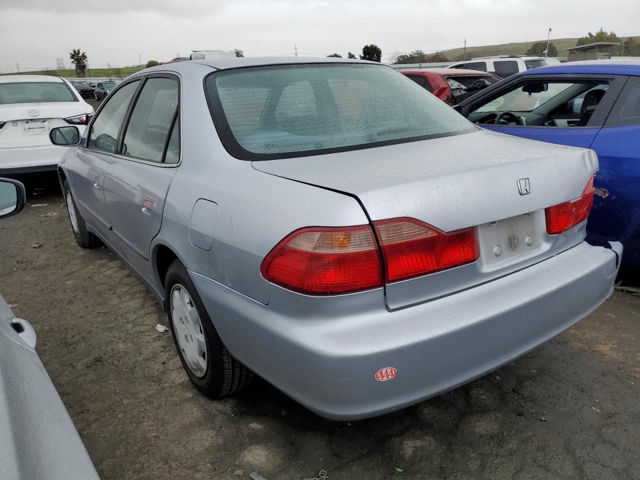 Image 2 of 2000 HONDA ACCORD LX 2000 with VIN 3HGCG6653YG704653