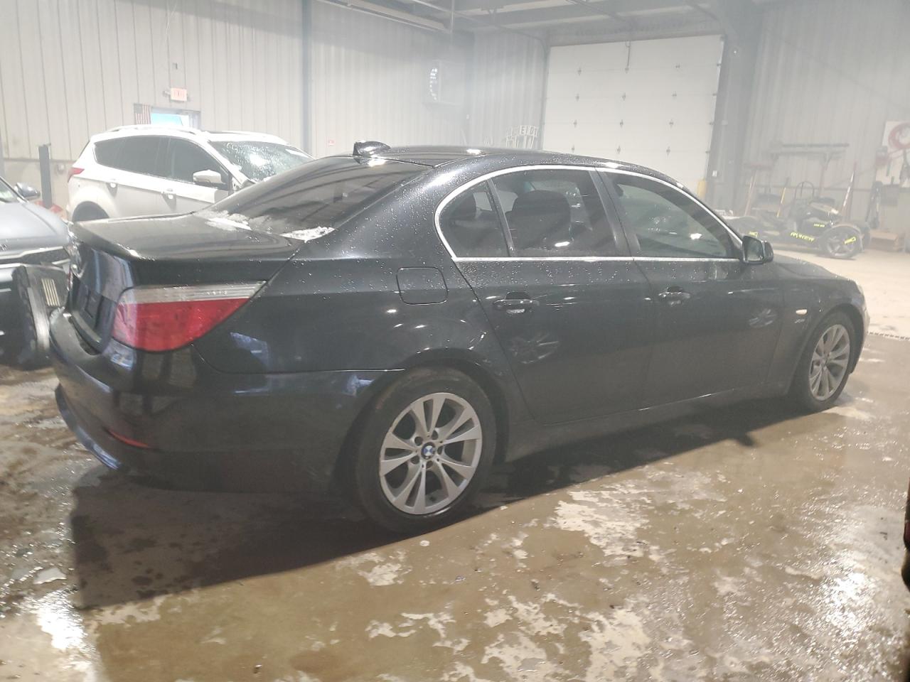 Obraz 3 z 2010 BMW 535 XI 2010 z VIN WBANV9C59AC391889