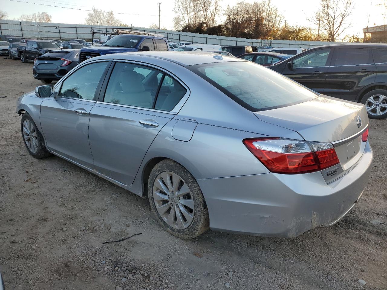 Изображение 2 2014 HONDA ACCORD EXL 2014 с VIN 1HGCR2F89EA244809
