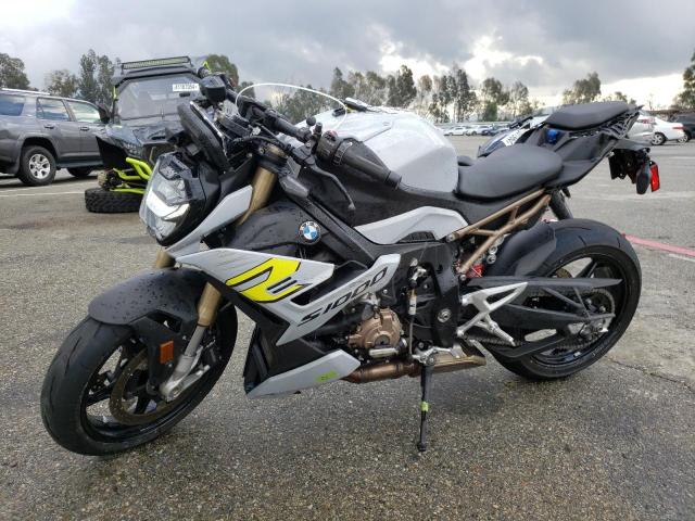 Изображение 2 2022 BMW S 1000 R 2022 с VIN WB10E5301N6F50886