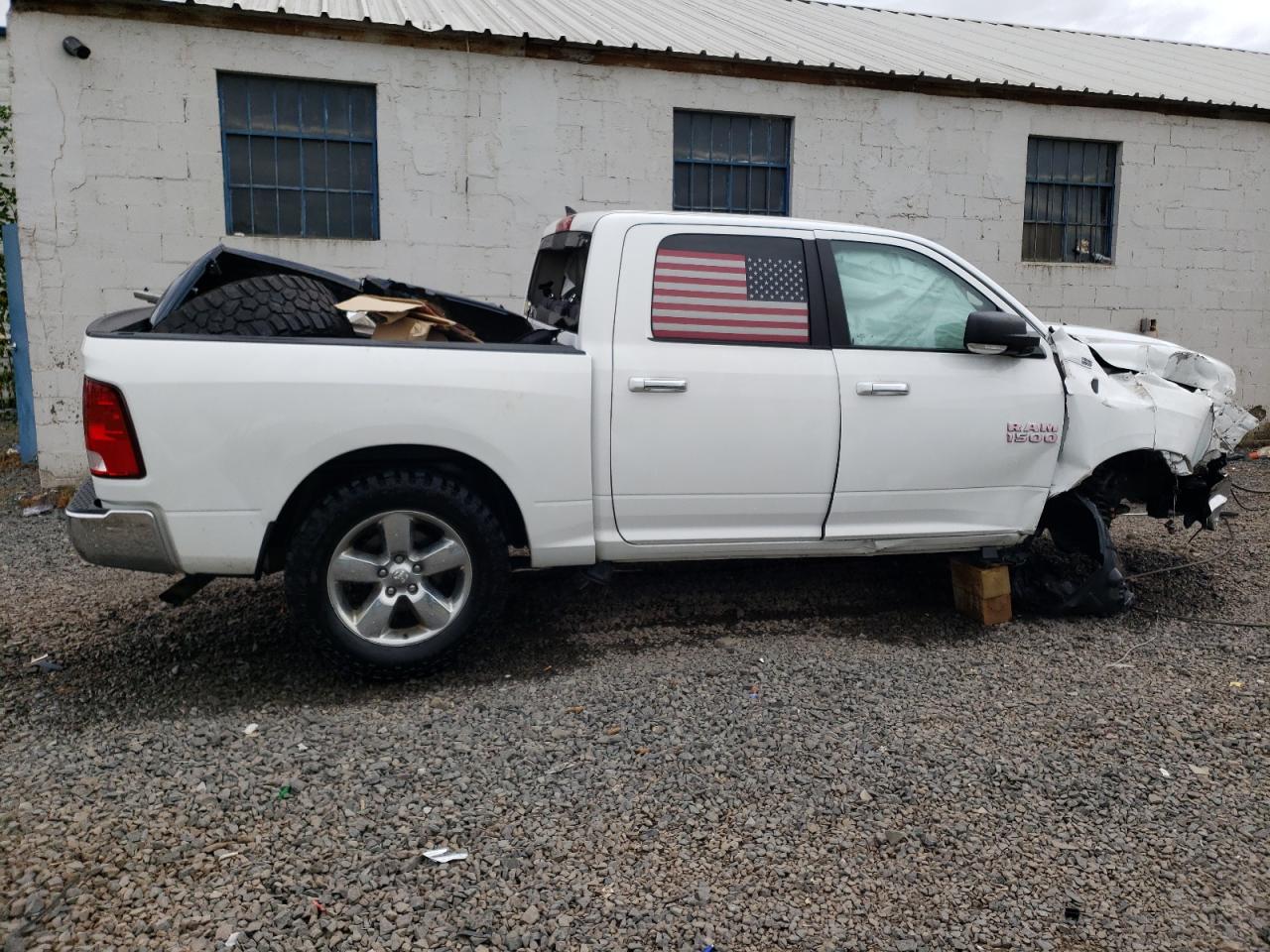 Obraz 3 z 2017 RAM 1500 SLT 2017 z VIN 1C6RR7LG5HS733179