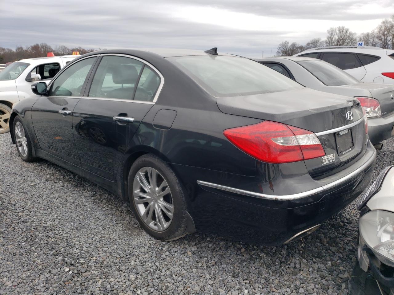 Image 2 of 2013 HYUNDAI GENESIS 3.8L 2013 with VIN KMHGC4DD6DU219016
