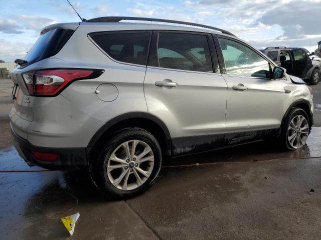 Obraz 3 z 2018 FORD ESCAPE SE 2018 z VIN 1FMCU0GDXJUD57637