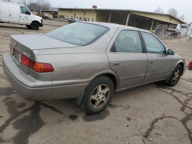 Obraz 3 z 2000 TOYOTA CAMRY CE 2000 z VIN JT2BG22K0Y0517835
