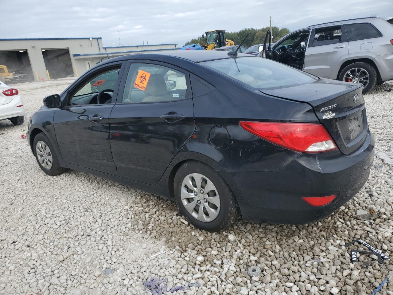 Изображение 2 2017 HYUNDAI ACCENT SE 2017 с VIN KMHCT4AE6HU223388
