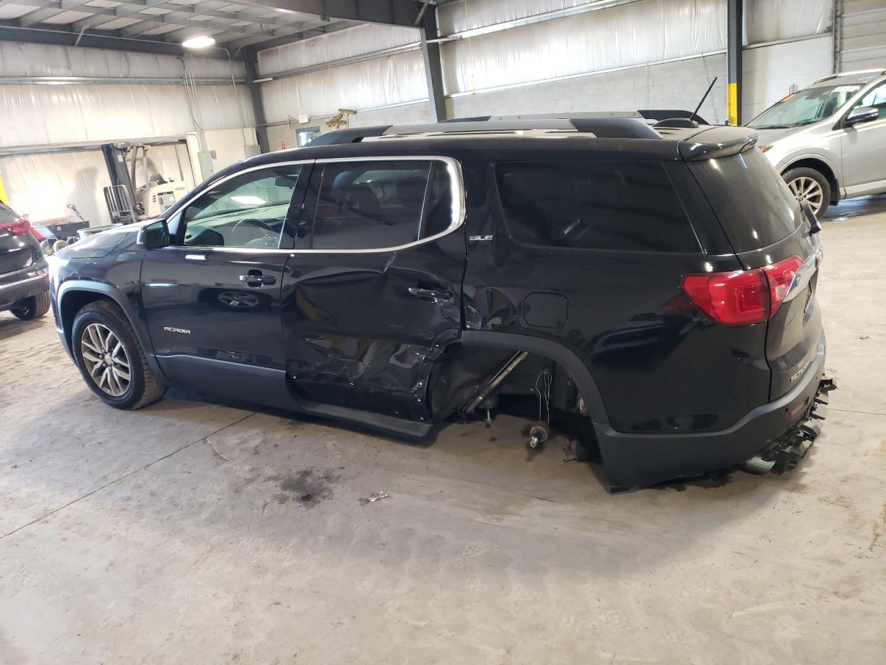 Изображение 2 Gmc Acadia Sle 2019 с VIN 1GKKNSLS2KZ210105