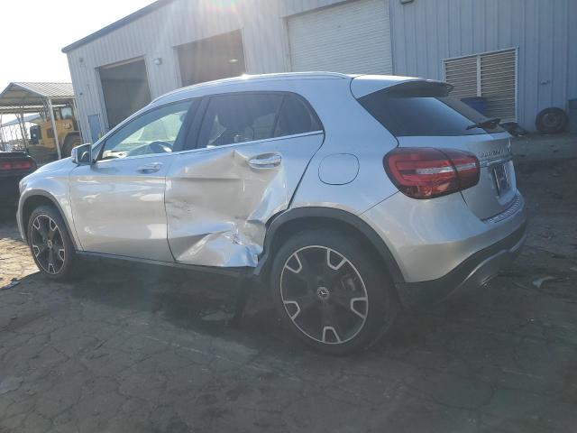 Obraz 2 z 2019 MERCEDES-BENZ GLA 250 2019 z VIN WDCTG4EB4KU003855