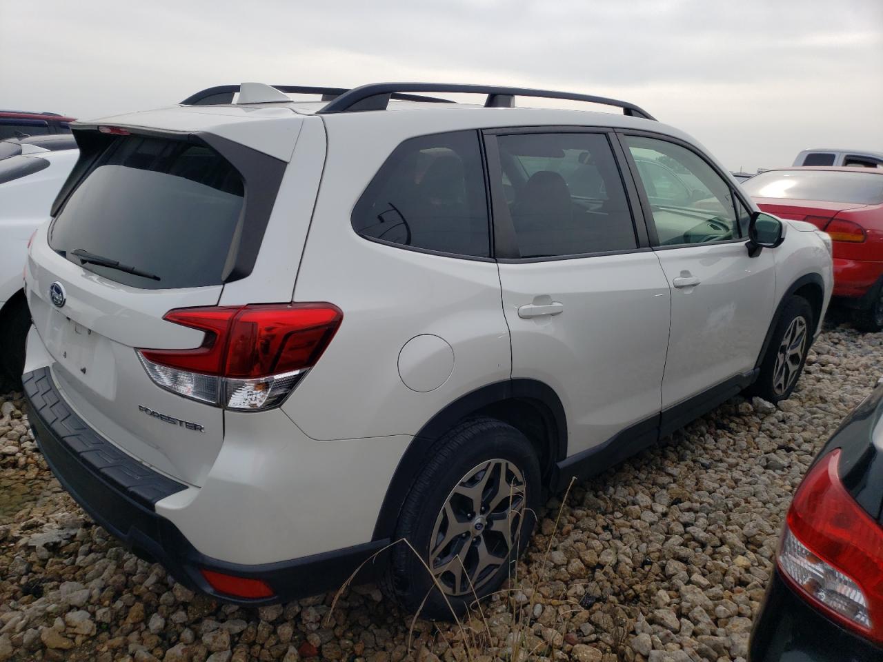 Изображение 3 2019 SUBARU FORESTER PREMIUM 2019 с VIN JF2SKAGC1KH520190