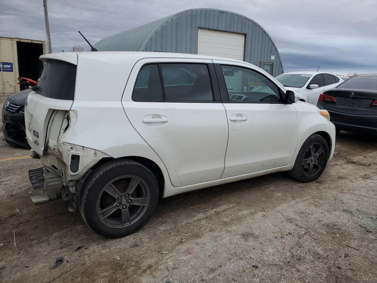 Obraz 3 z 2012 TOYOTA SCION XD  2012 z VIN JTKKU4B49C1015415