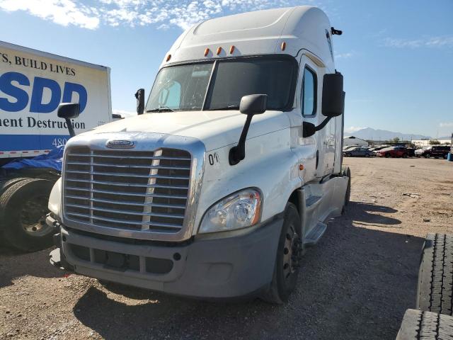 Image 2 of 2016 FREIGHTLINER CASCADIA 125  2016 with VIN 1FUJGLDR3GLGW7904