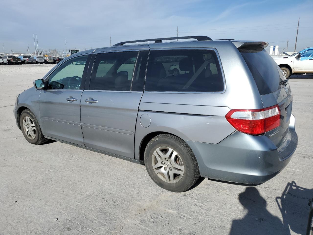 Image 2 of 2007 HONDA ODYSSEY EXL 2007 with VIN 5FNRL38787B039061