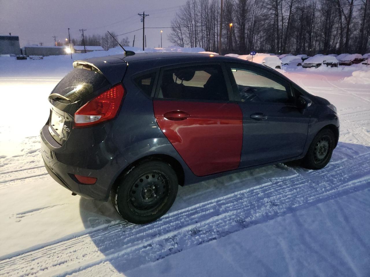 Изображение 3 2013 FORD FIESTA SE 2013 с VIN 3FADP4EJXDM186709