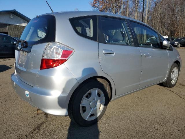 Obraz 3 z 2013 HONDA FIT  2013 z VIN JHMGE8G37DC021803