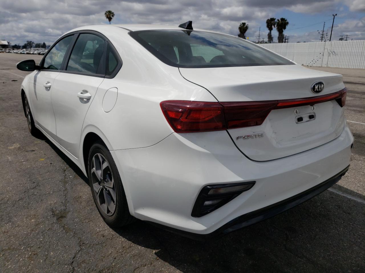 Obraz 3 z 2020 KIA FORTE FE 2020 z VIN 3KPF24AD5LE192119
