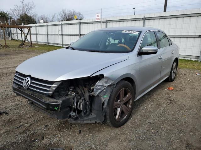 Изображение 1 2015 VOLKSWAGEN PASSAT S 2015 с VIN 1VWAT7A32FC092035