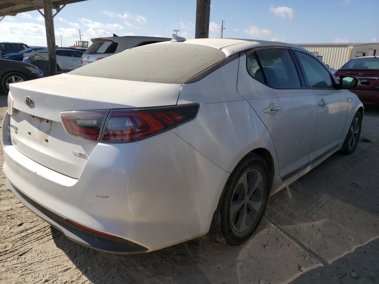 Image 3 of 2014 KIA OPTIMA HYBRID 2014 with VIN KNAGM4AD4E5072080