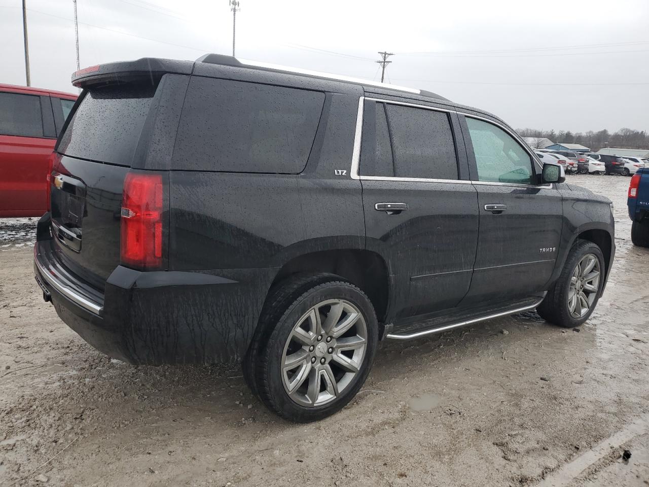 Image 3 of 2015 CHEVROLET TAHOE K1500 LTZ 2015 with VIN 1GNSKCKC4FR739217