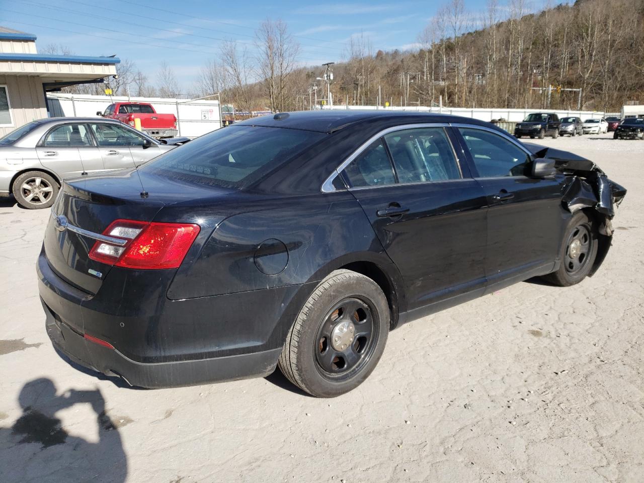 Obraz 3 z 2016 FORD TAURUS POLICE INTERCEPTOR 2016 z VIN 1FAHP2MK7GG136994