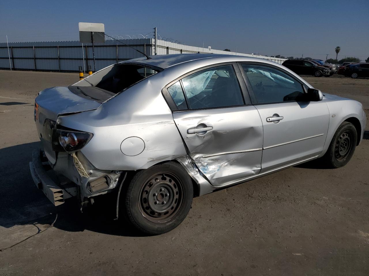 Obraz 3 z 2009 MAZDA 3 I 2009 z VIN JM1BK32G291216549