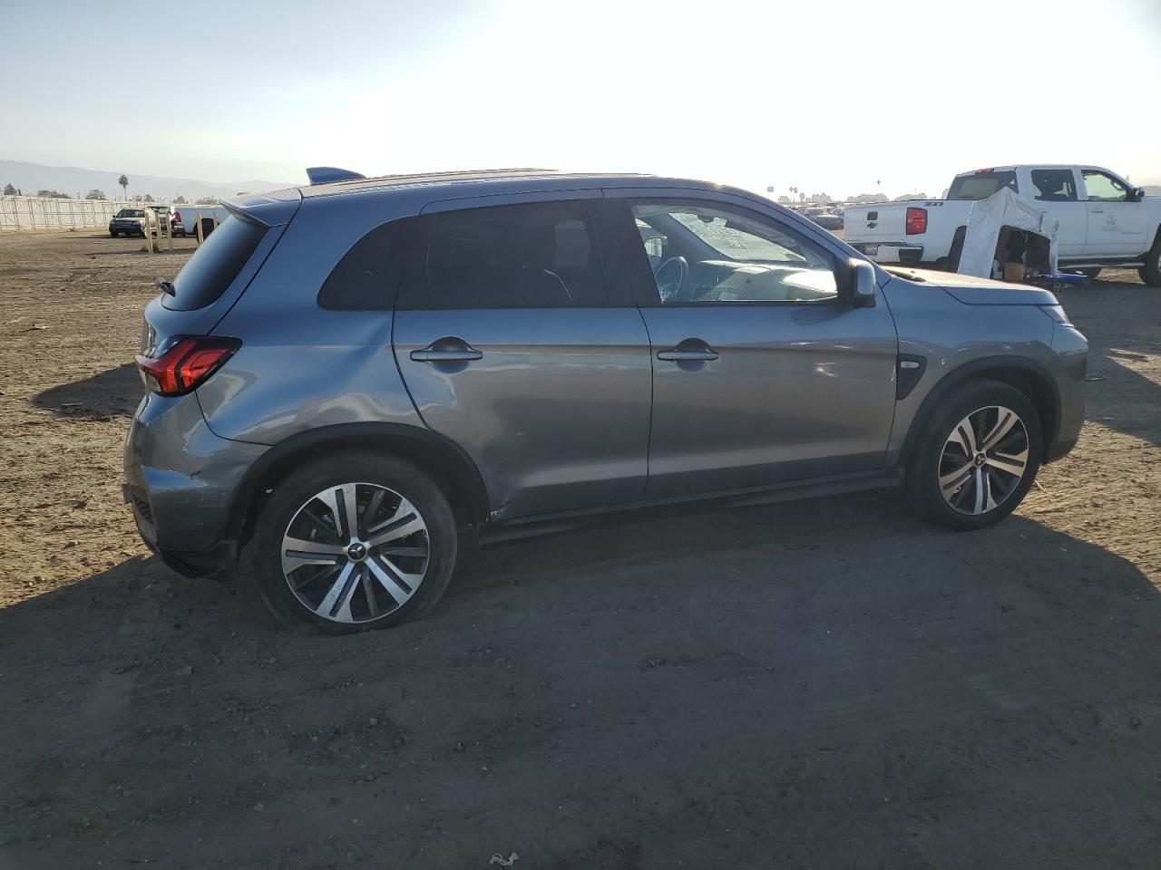 Obraz 3 z 2022 MITSUBISHI OUTLANDER SPORT ES 2022 z VIN JA4APUAU4NU007083