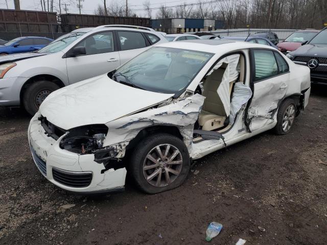 Image 1 of 2010 VOLKSWAGEN JETTA SE 2010 with VIN 3VWRZ7AJ7AM149823