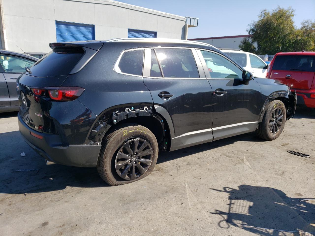 Изображение 3 2023 MAZDA CX-50 PREFERRED PLUS 2023 с VIN 7MMVABCM4PN151949
