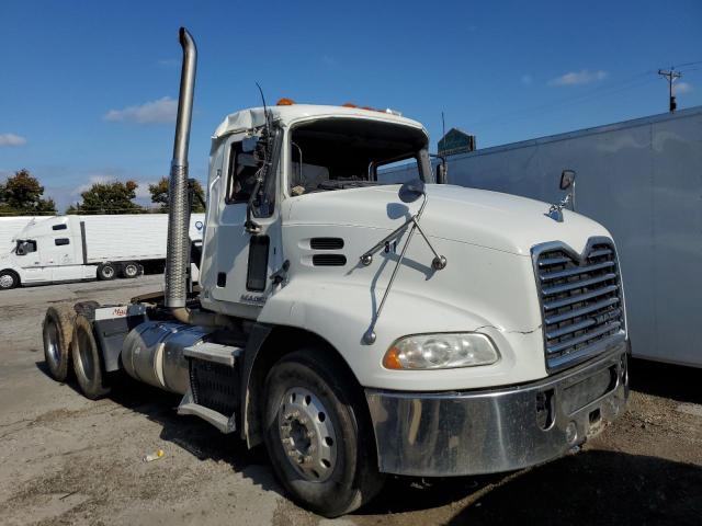 Image 1 of 2016 MACK 600 CXU600 2016 with VIN 1M1AW09Y9GM058381