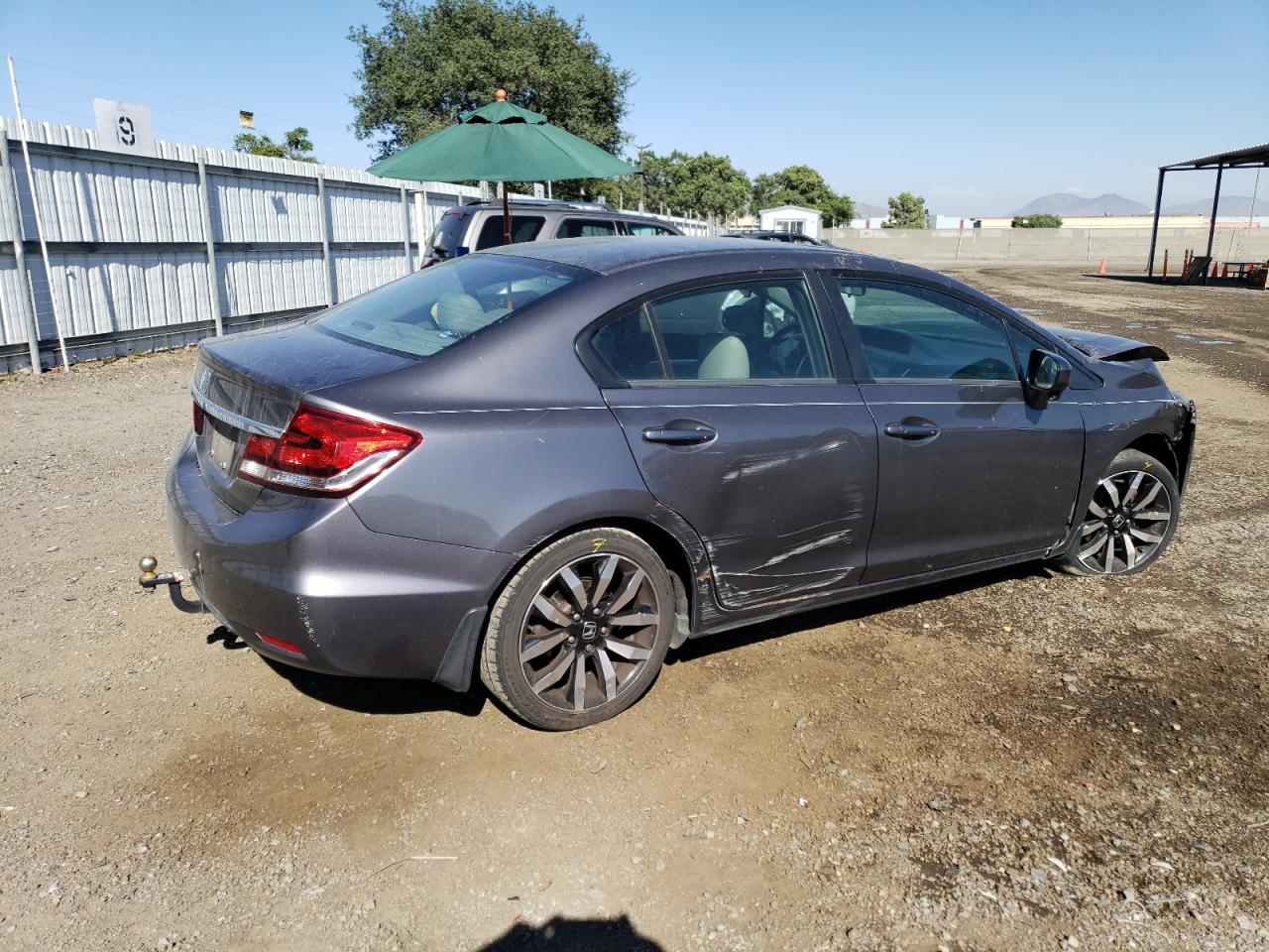 Image 3 of 2014 HONDA CIVIC EXL 2014 with VIN 2HGFB2F93EH511356