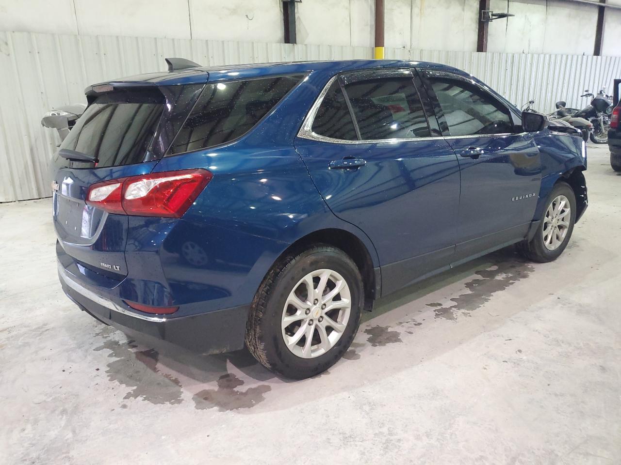 Изображение 3 2019 CHEVROLET EQUINOX LT 2019 с VIN 2GNAXUEV8K6307252