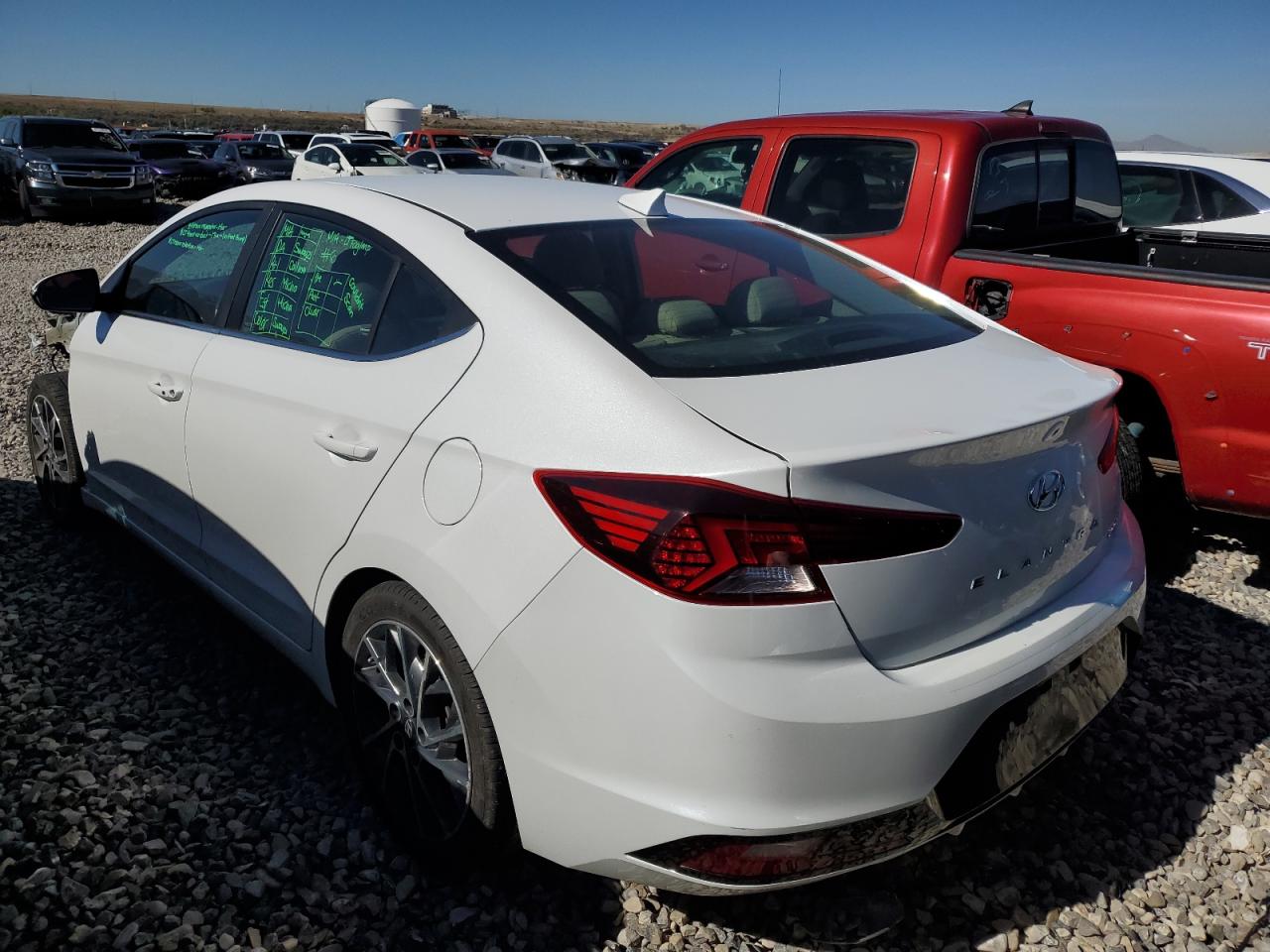 Image 2 of 2019 HYUNDAI ELANTRA SEL 2019 with VIN 5NPD84LFXKH479597