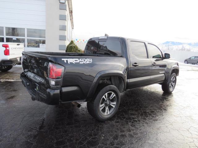 Image 3 of 2019 TOYOTA TACOMA DOUBLE CAB 2019 with VIN 3TMCZ5AN6KM226098