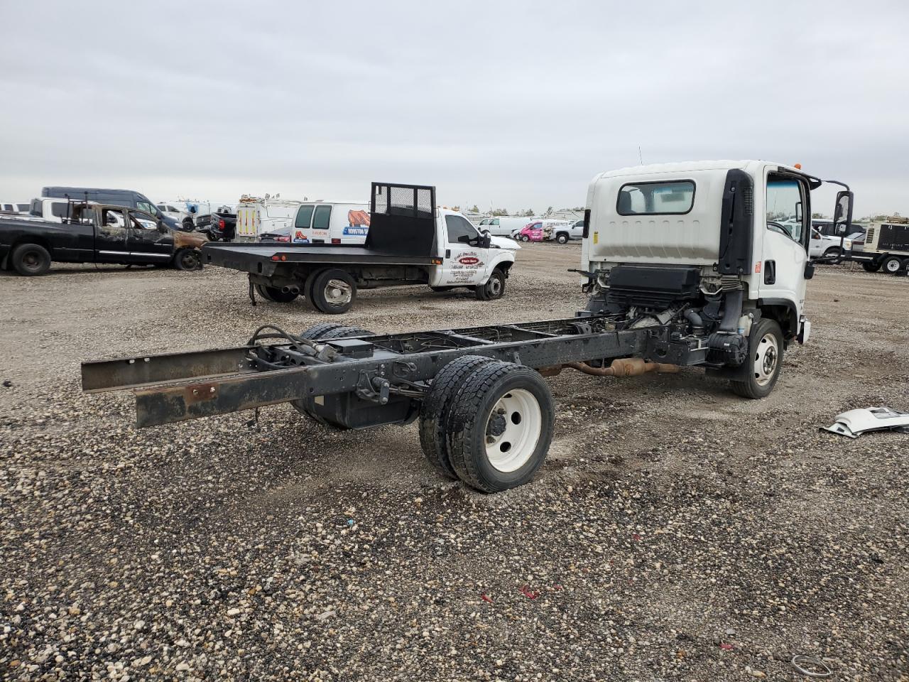 Image 3 of 2018 ISUZU NPR HD  2018 with VIN 54DC4W1B3JS806534