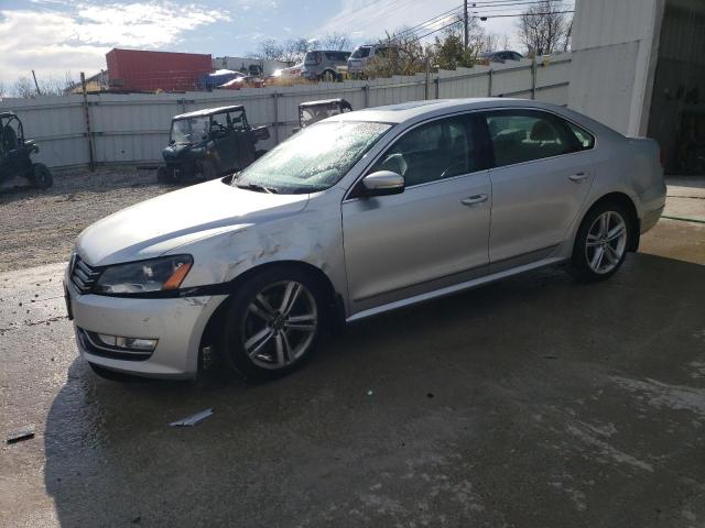 Image 1 of 2015 VOLKSWAGEN PASSAT SE 2015 with VIN 1VWBT7A33FC026209