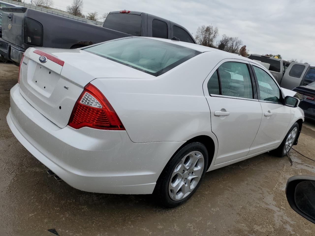 Изображение 3 2011 FORD FUSION SE 2011 с VIN 3FAHP0HA6BR308343