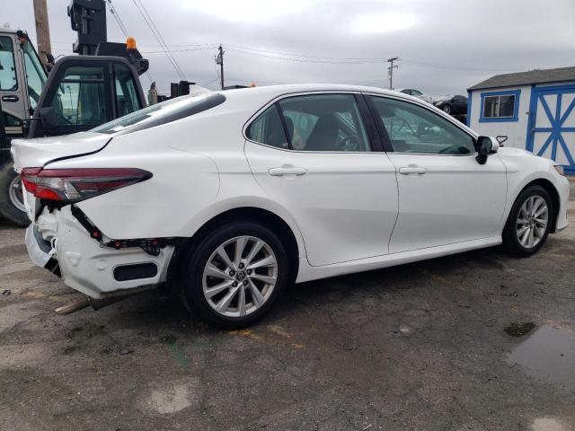 Obraz 3 z 2022 TOYOTA CAMRY LE 2022 z VIN 4T1C11AK5NU634741