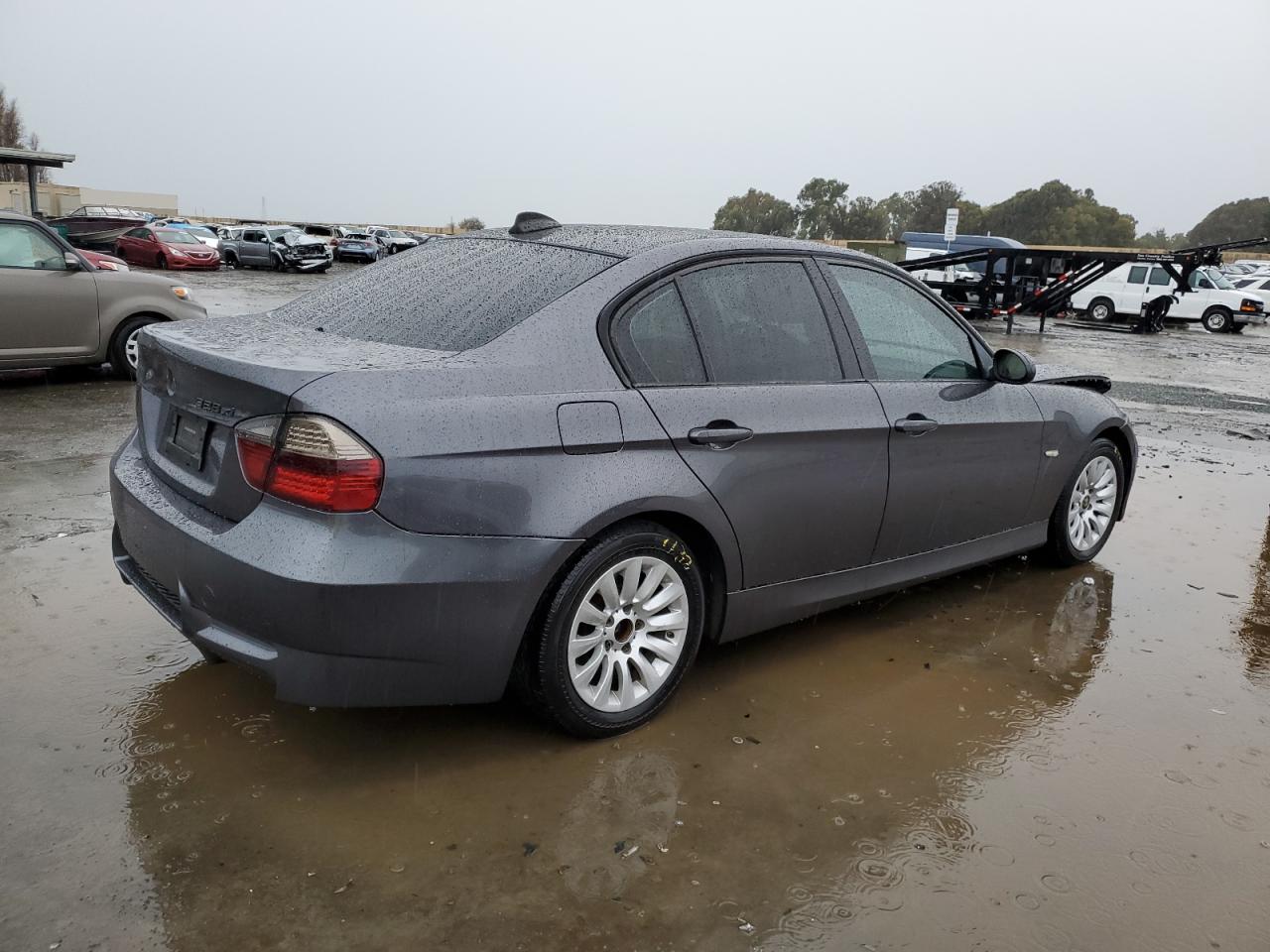 Image 3 of 2008 BMW 328 XI 2008 with VIN WBAVC93538K040126