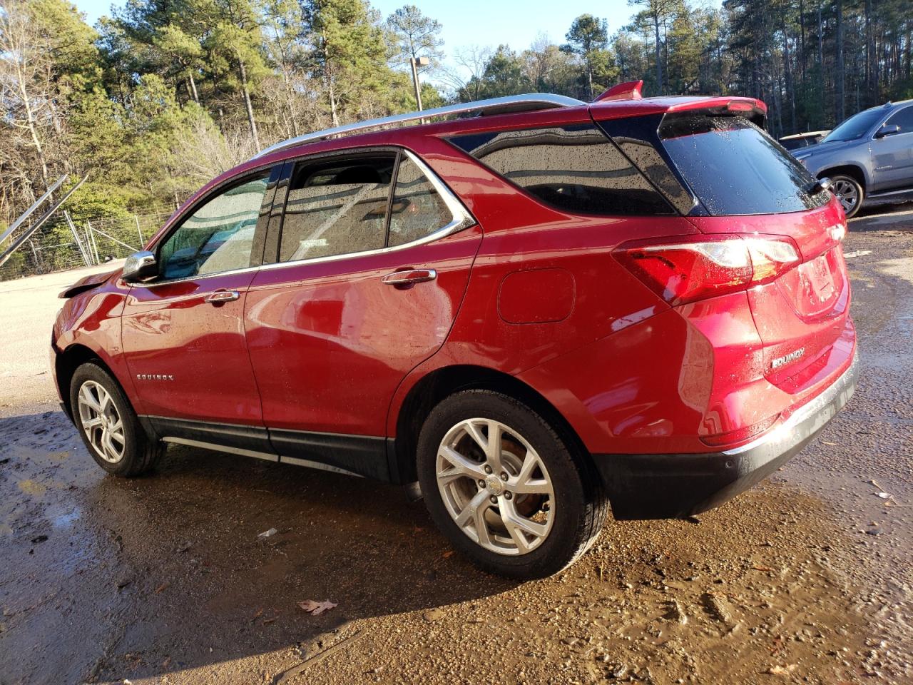 Image 2 of 2020 CHEVROLET EQUINOX PREMIER 2020 with VIN 3GNAXXEV9LS554400