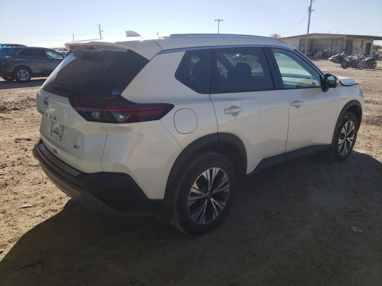 Image 3 of 2021 NISSAN ROGUE SV 2021 with VIN 5N1AT3BA9MC707925