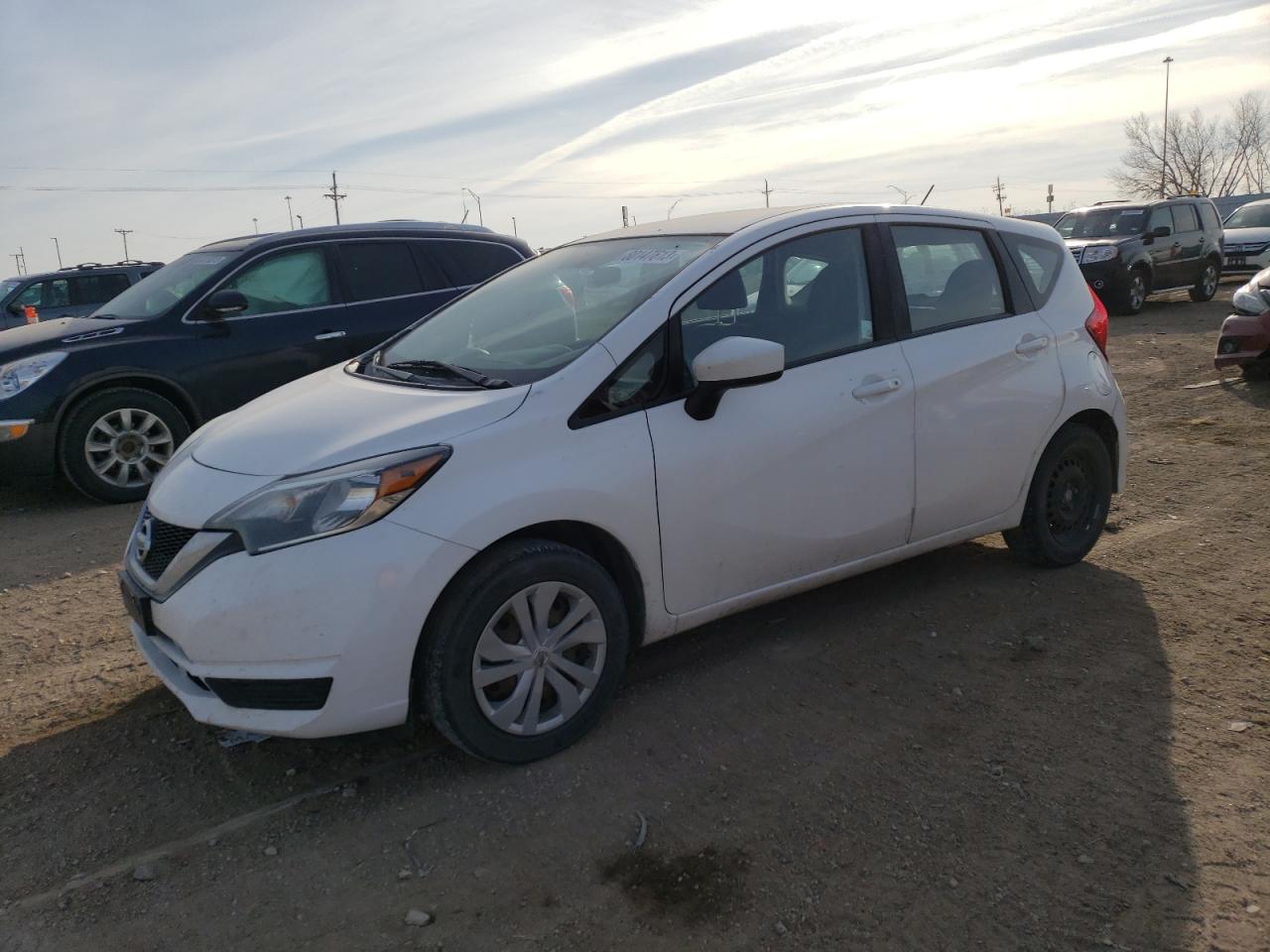 Obraz 1 z 2018 NISSAN VERSA NOTE S 2018 z VIN 3N1CE2CP8JL355282