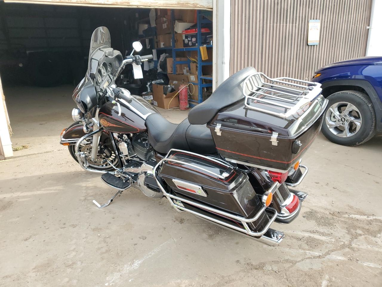 Obraz 3 z 2011 HARLEY-DAVIDSON FLHTC  2011 z VIN 1HD1FF413BB607704