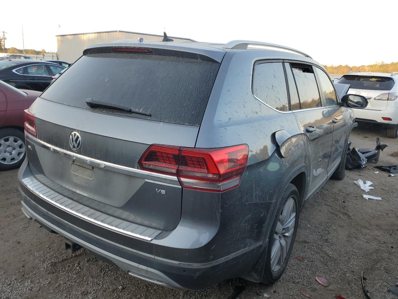 Obraz 3 z 2019 VOLKSWAGEN ATLAS SEL 2019 z VIN 1V2ER2CA9KC562961
