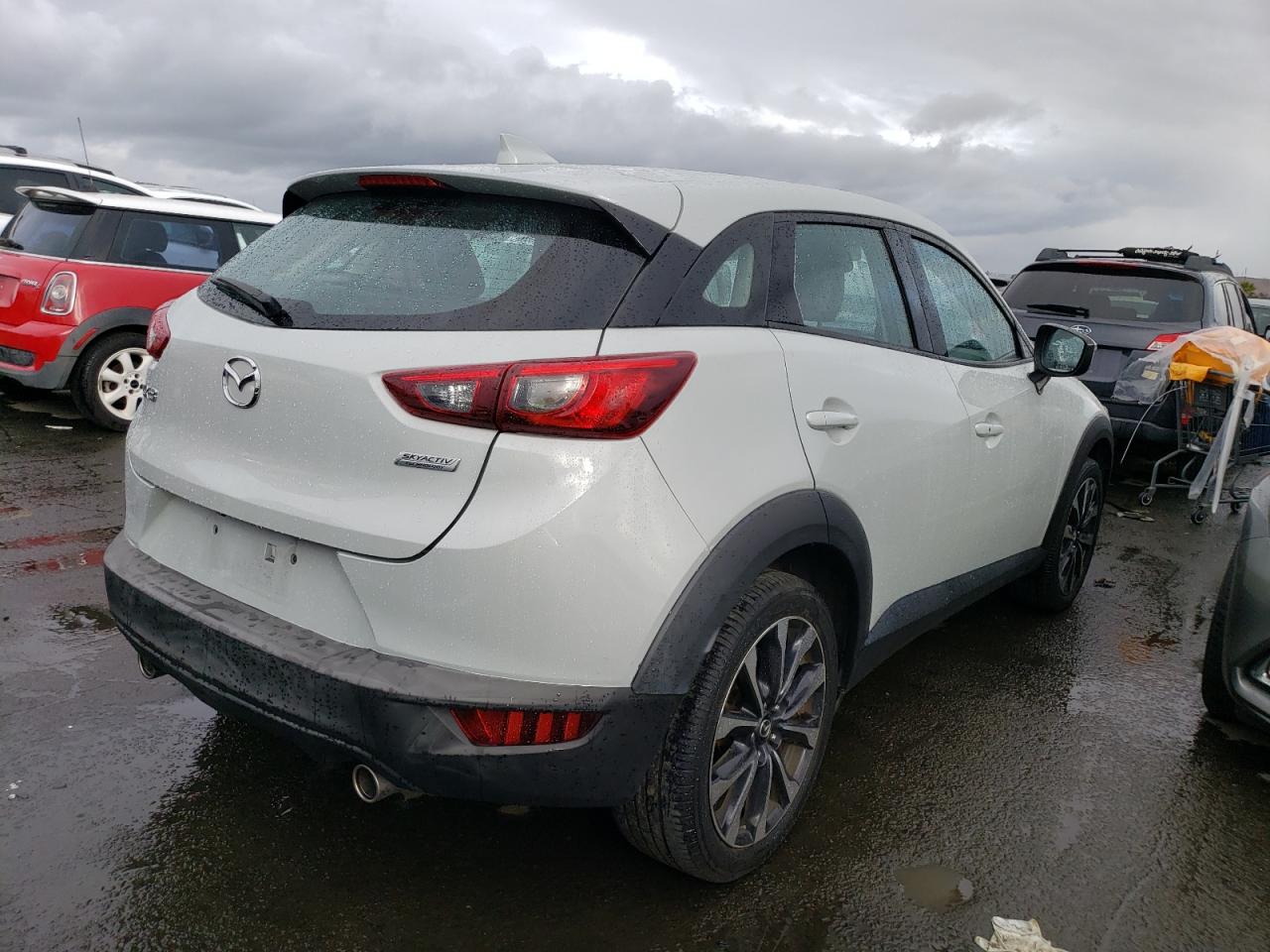 Image 3 of 2019 MAZDA CX-3 TOURING 2019 with VIN JM1DKDC74K1408753