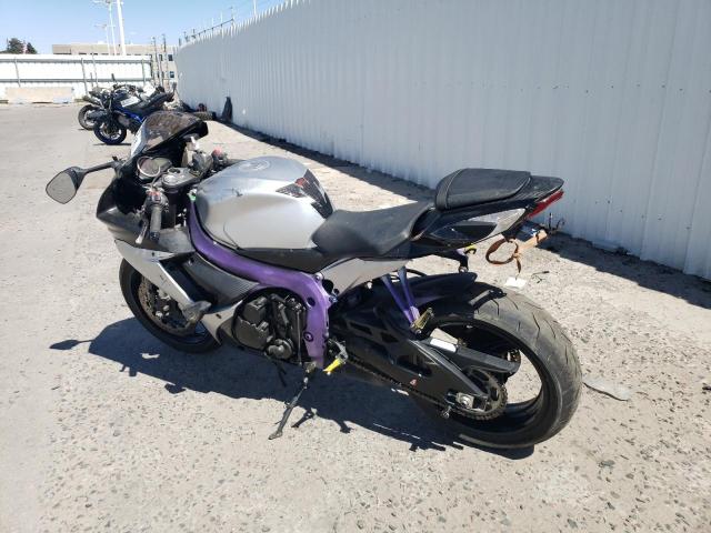 Obraz 3 z 2020 SUZUKI GSX-R600  2020 z VIN JS1GN7FA9L7100578