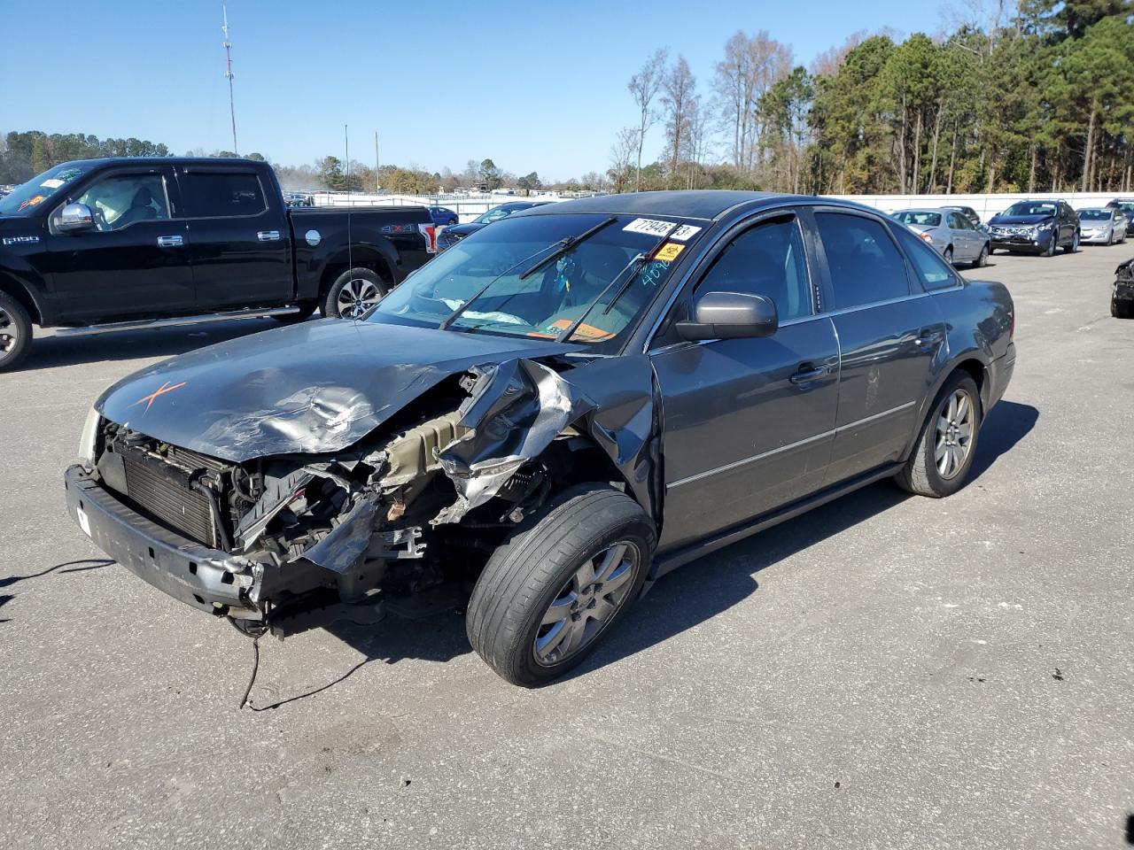 Image 1 of 2005 FORD FIVE HUNDRED SEL 2005 with VIN 1FAFP24185G132531