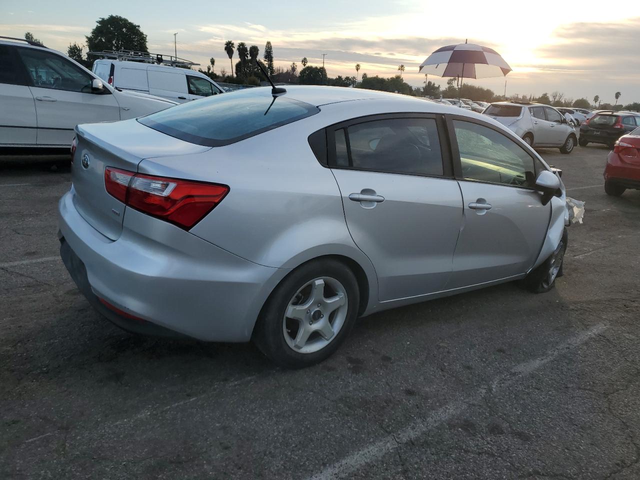 Image 3 of 2016 KIA RIO LX 2016 with VIN KNADM4A38G6638393